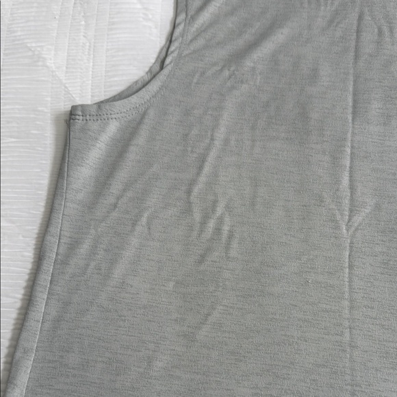 ❤️Champion Athletic Gray Tank Top - Picture 4 of 5